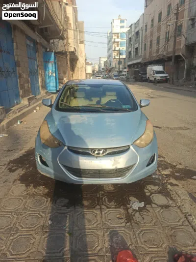 Hyundai Elantra Limited 2