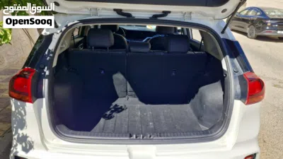 Kia Niro EX 4