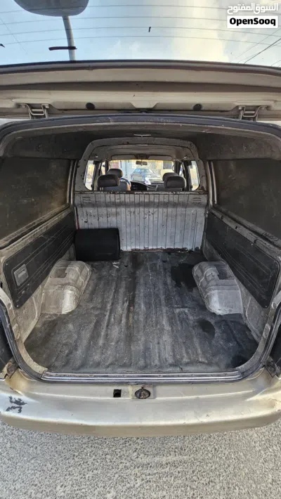 Kia Pregio 4