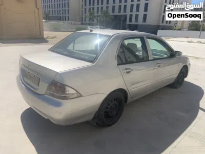 Mitsubishi Lancer GL 4