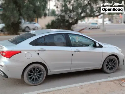 Chery Arrizo Arrizo 5 4