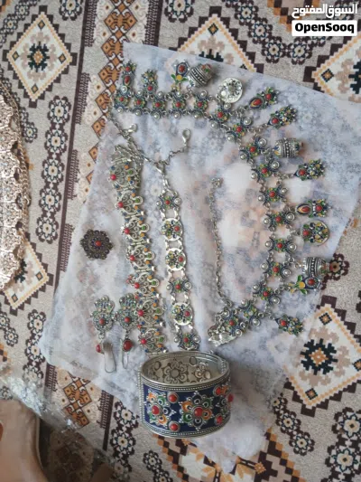 Robe kabyle beige et en colère 3
