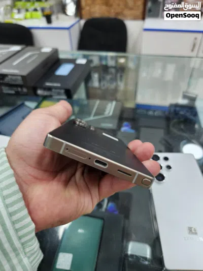 Samsung S25 ultra 256GB بحالة ممتازة بسعر مميز 3