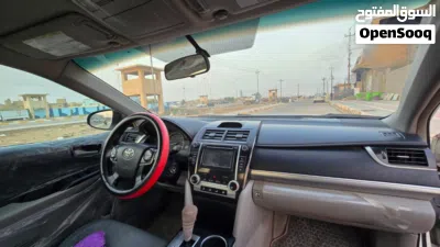 تۆیۆتا کەمری LE 2
