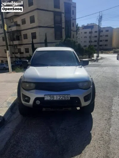 ميتسوبيشي L200 Standard 2