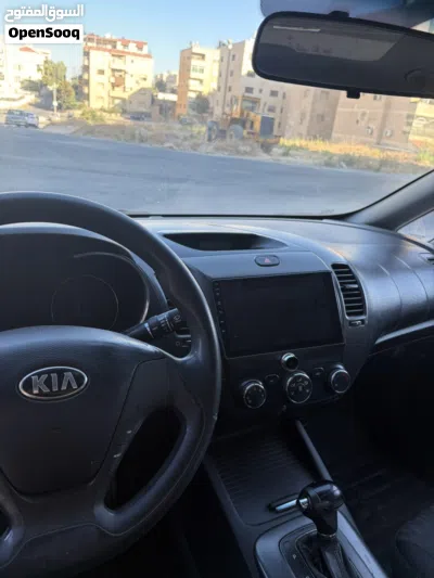 Kia Cerato Standard 4