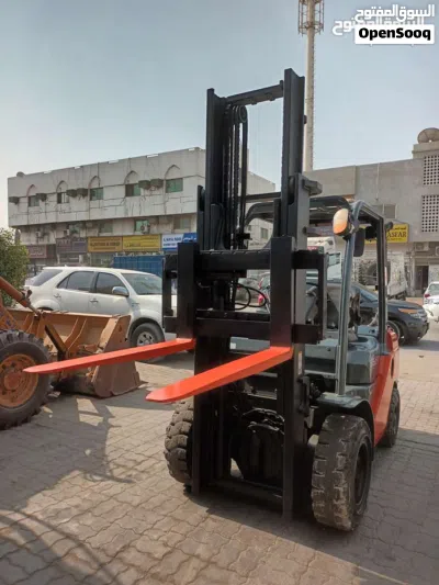 Buy and sell / repair all types of cranes / call me . 3