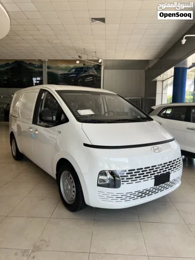 Hyundai Staria 2