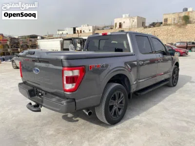 Ford F-150 Lariat 4