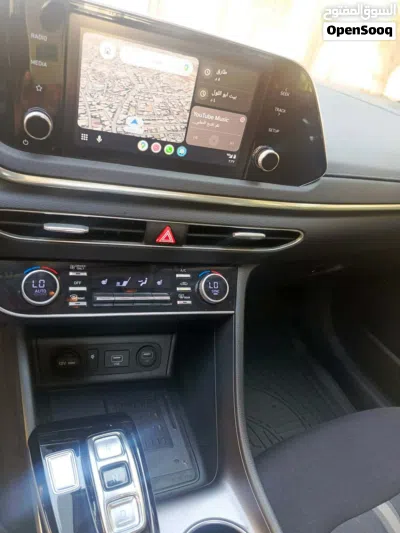 Hyundai Sonata SEL 4