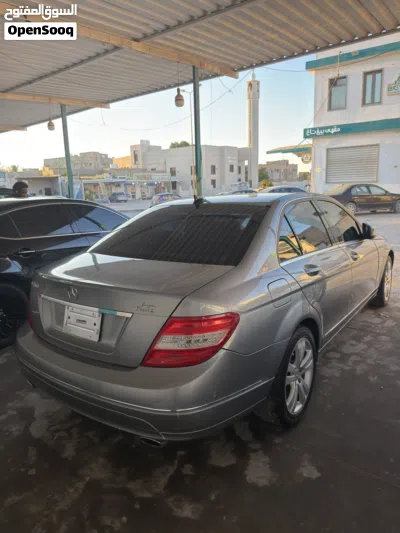 مرسيدس بنز الفئة-C C 300 2