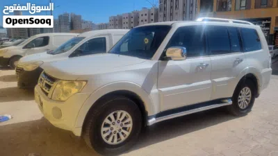 Mitsubishi Pajero GLS MID 3