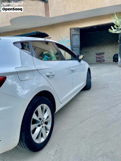 Seat Leon Standard 4