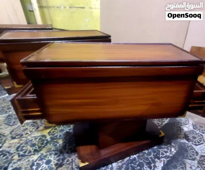 طاولة كمبيوتر 3