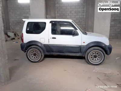 Suzuki Jimny GLX MT 3