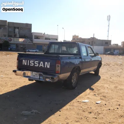 Nissan Datsun 4