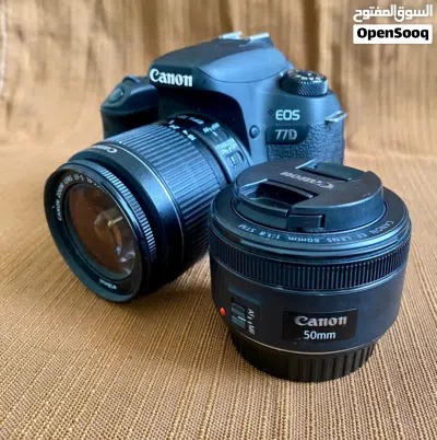 كاميرا كانون Canon EOS 77D دقة 24MP بحالة ممتازة مع عدستين و3 بطاريات وحقيبة للبيع 3