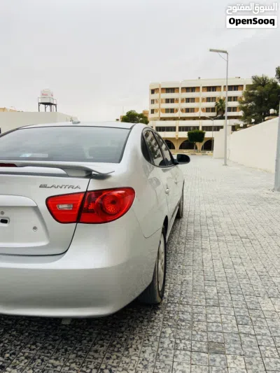Hyundai Elantra GL 3