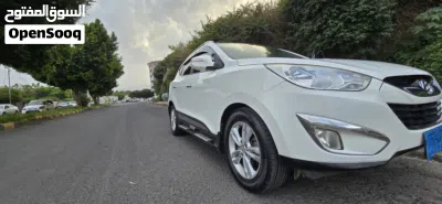 Hyundai Tucson Limited 3