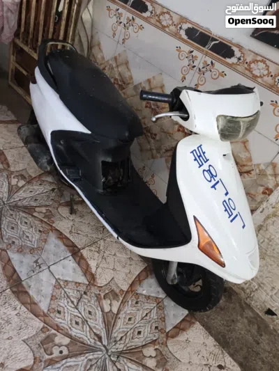 یاماها Bolt R-Spec 4