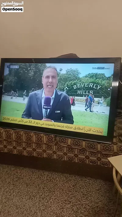 شاشه بلازمه ماليزي صوره نظيفه واضحه ماركة باناسونيك حجم 43 . 2