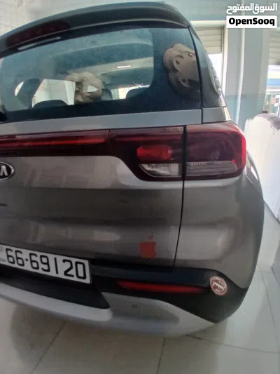 Kia Sonet X-Line 4