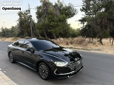 Hyundai Sonata Limited 3