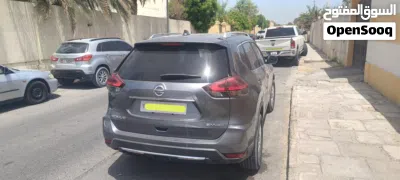 نيسان روج SV 3