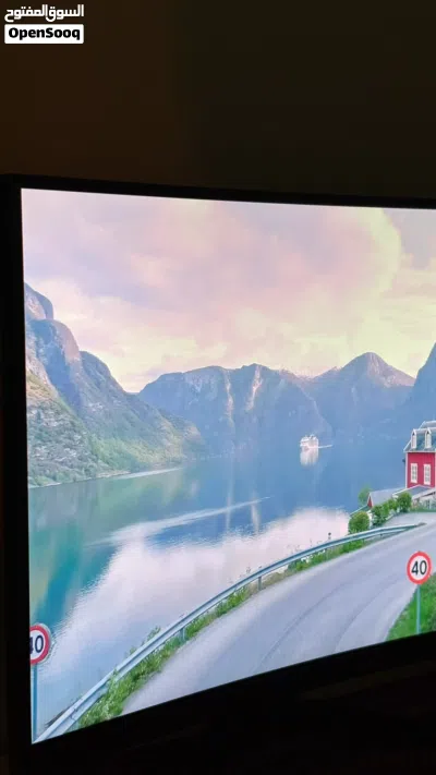 للبيع شاشة MSI قيمنق منحنية 24 بوصة 180Hz – نظيفة جدًا 4