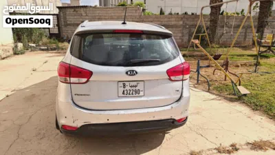 Kia Rondo 2