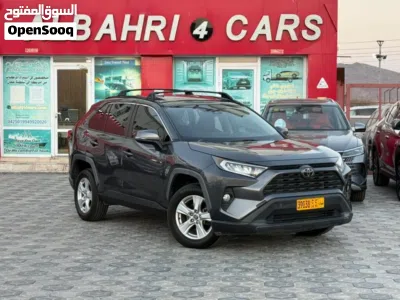 Toyota RAV 4 XLE 2