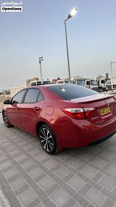 Toyota Corolla SE 4