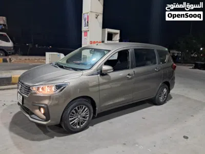 Suzuki Ertiga GL 3