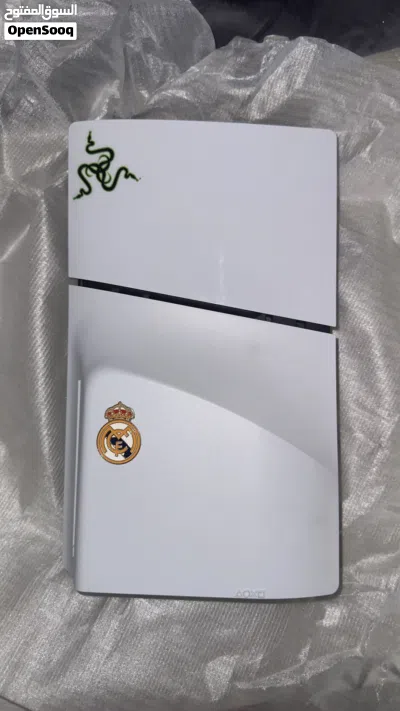 Play 5 slim (نسخة الدسك ) 3