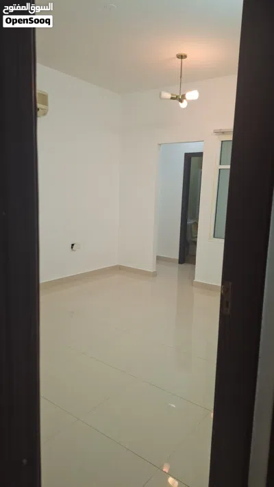 ROOM FOR RENT ATTACHED BATHROOM 3