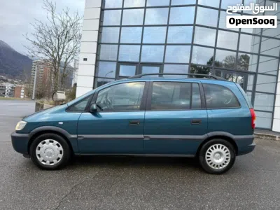 Opel Zafira 4