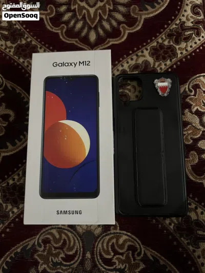 موجود available تلفون جلاكسي m12 بحاله جدا ممتازه مع الكرتون وصله وتوصيل 3