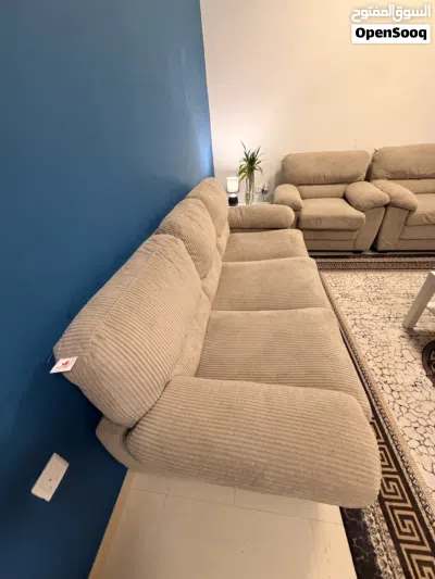 طقم كنب فخم كامل مع طاولات وسجادة SOFA SET & Coffe Tables 4