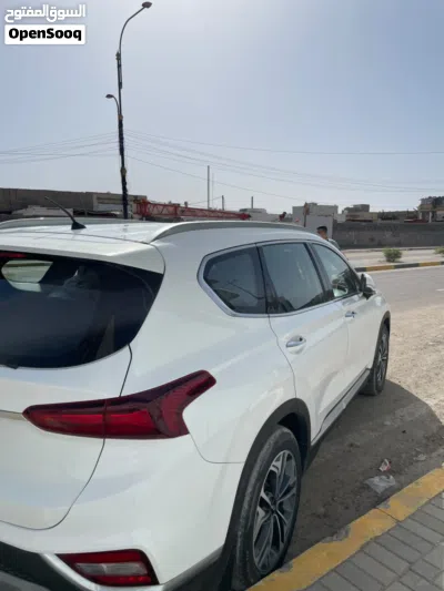 Hyundai Santa Fe SEL Premium 2