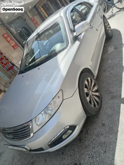 Kia Lotze 3