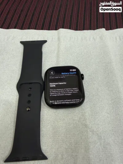 Selling my Apple Watch Series 10 (GPS), 46mm in Jet Black color 2