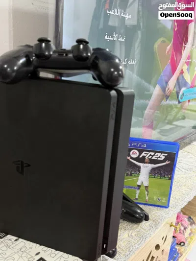 PlayStation 4 Slim للبيع 3