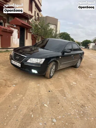 Hyundai Sonata SE 2