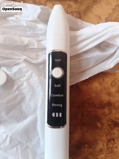 جهاز تنظيف الأسنان وإزالة الجير بالموجات فوق الصوتية (Ultrasonic Tooth Cleaner). 3