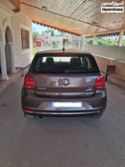 فولكسفاغن بولو Standard 4