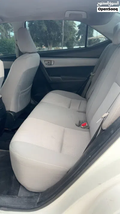 Toyota Corolla SE 2