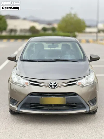 Toyota Yaris E 3