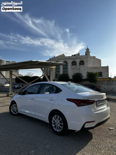 هيونداي اكسنت SE 3