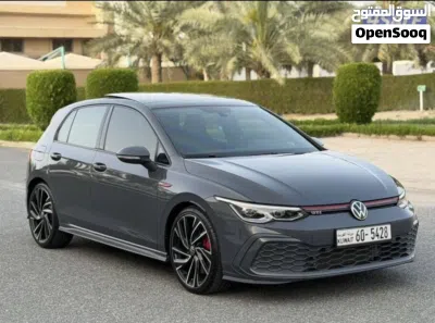 فولكسفاغن جولف GTI Standard 3