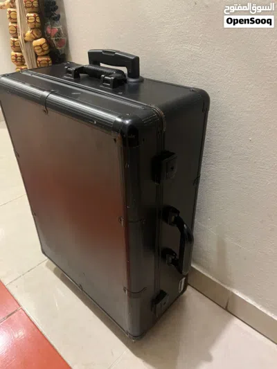 حقيبة مكياج بمرآة مضيئة 2